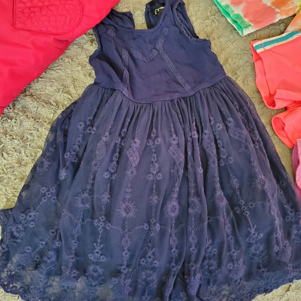 4-5T bundle. - Picture 2 of 8